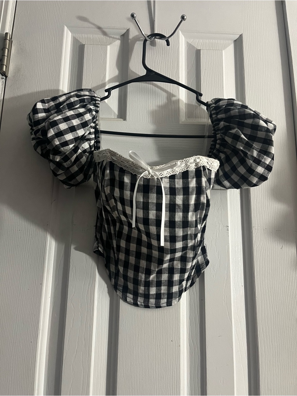 Black & White Gingham Puff Sleeve Crop Top